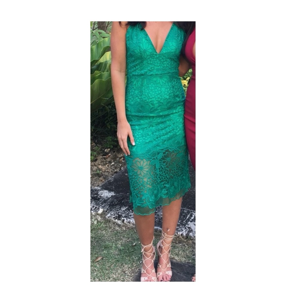 Elegant Green Lace Dress